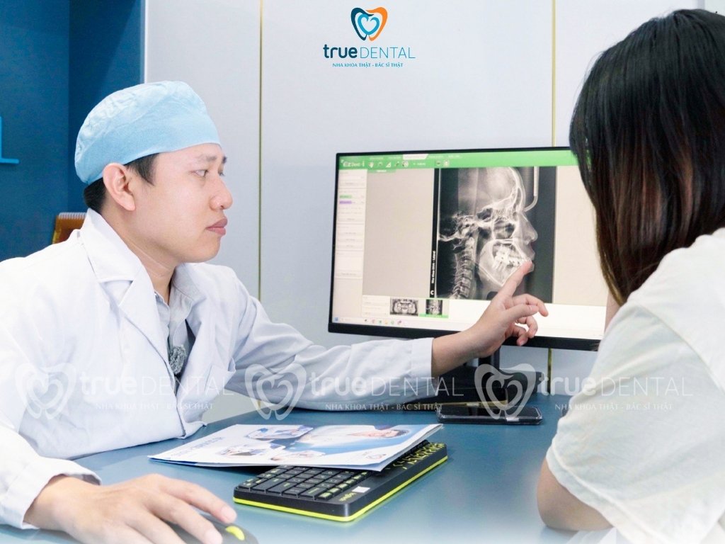 Khám răng cho người bị khớp cắn sai